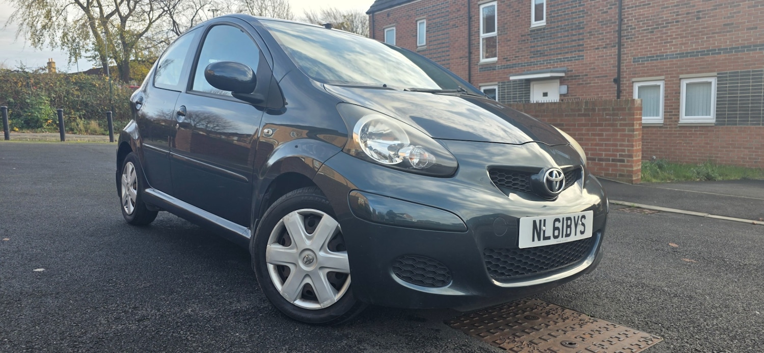 Used Toyota AYGO 2011 for sale - 76763270: Photo 19