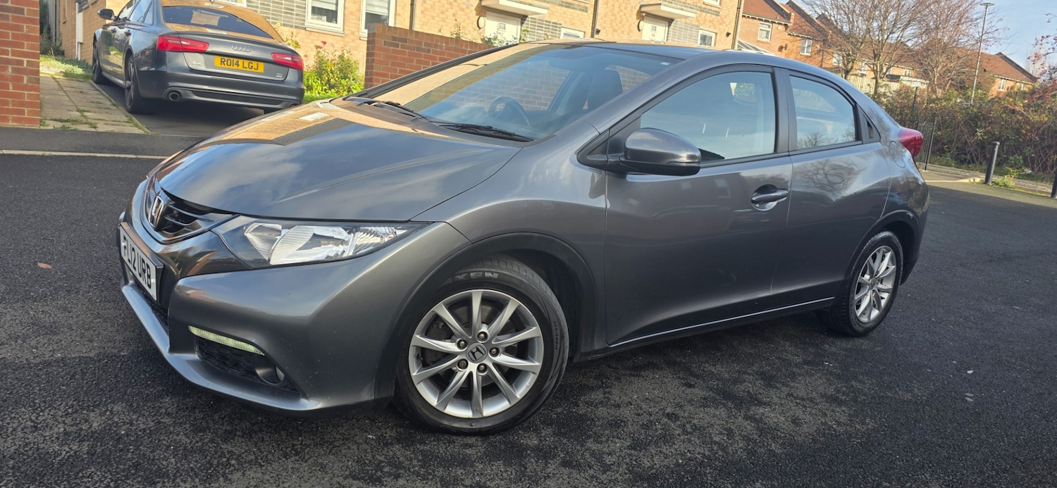 Used Honda Civic 2012 for sale - 76557146: Photo 10