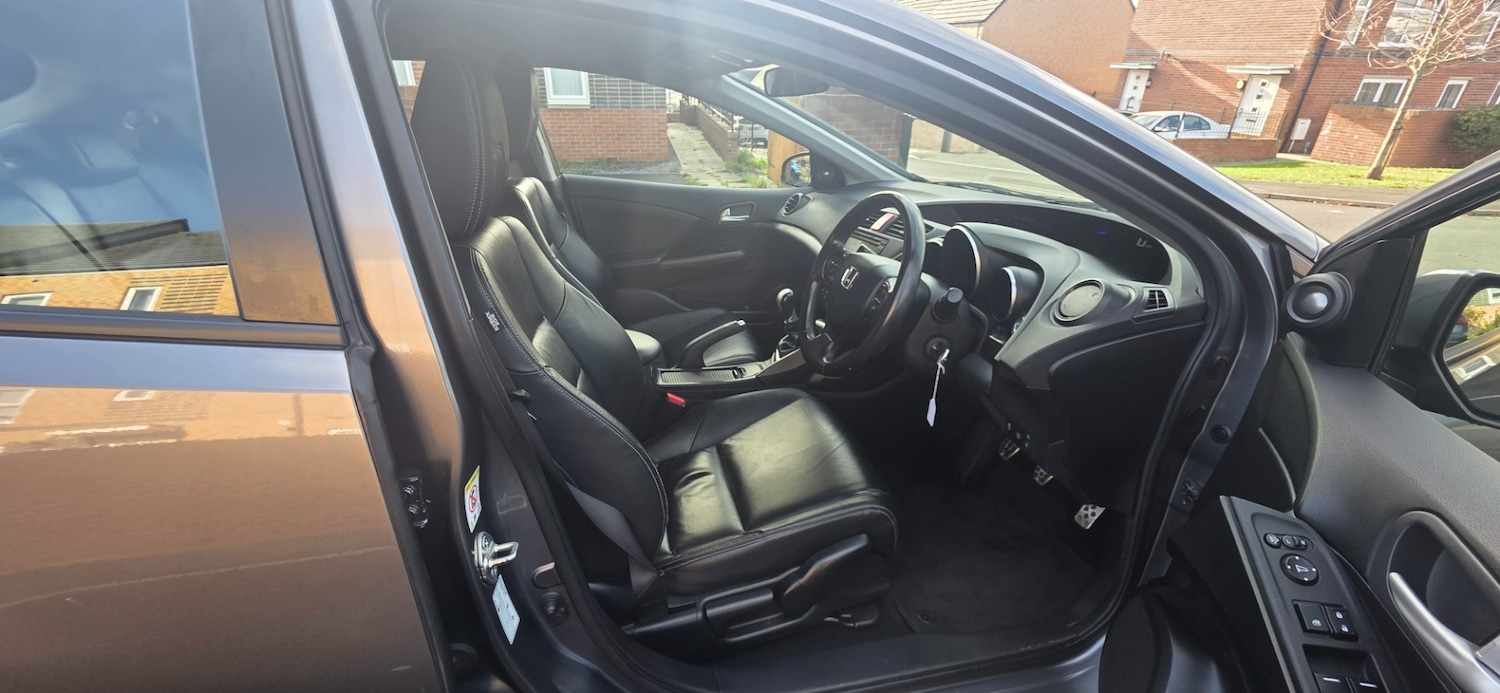 Used Honda Civic 2012 for sale - 76557146: Photo 13