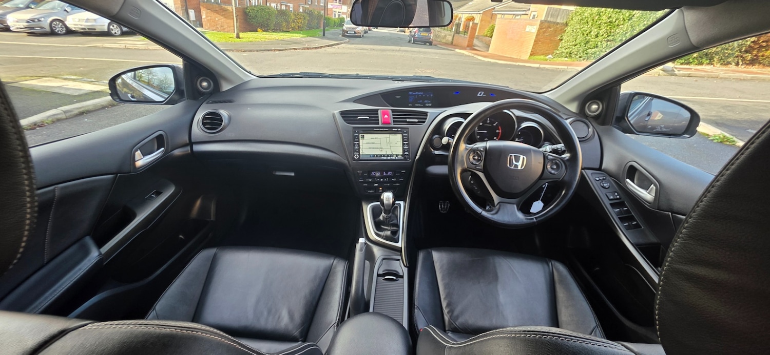 Used Honda Civic 2012 for sale - 76557146: Photo 14