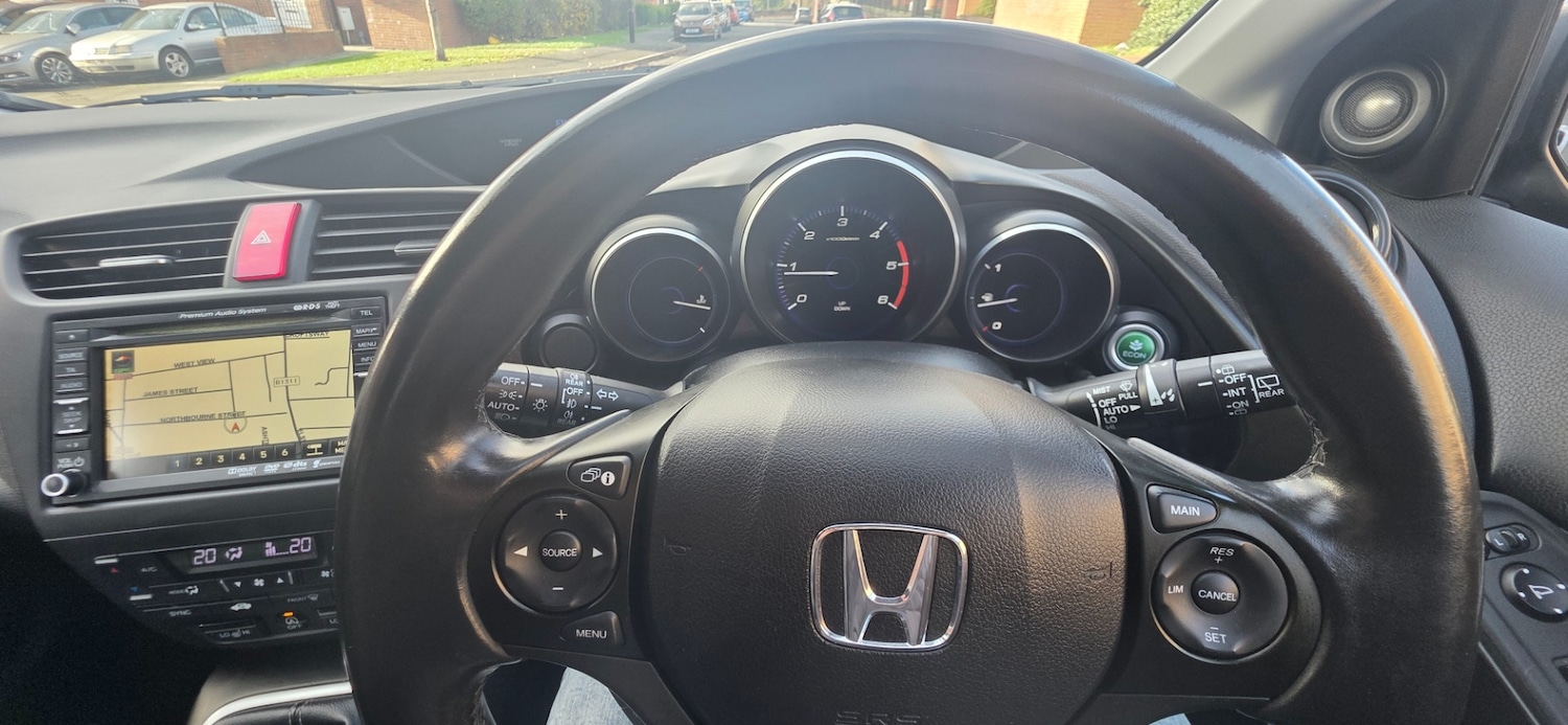 Used Honda Civic 2012 for sale - 76557146: Photo 19