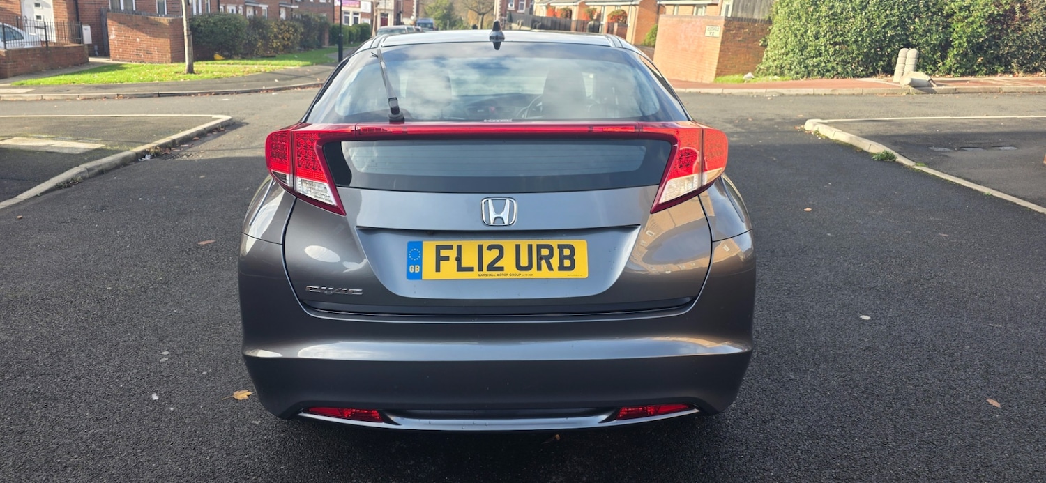 Used Honda Civic 2012 for sale - 76557146: Photo 3