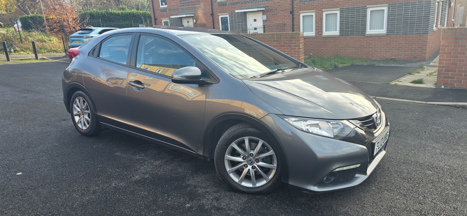 Used Honda Civic 2012 for sale - 76557146: Photo 7