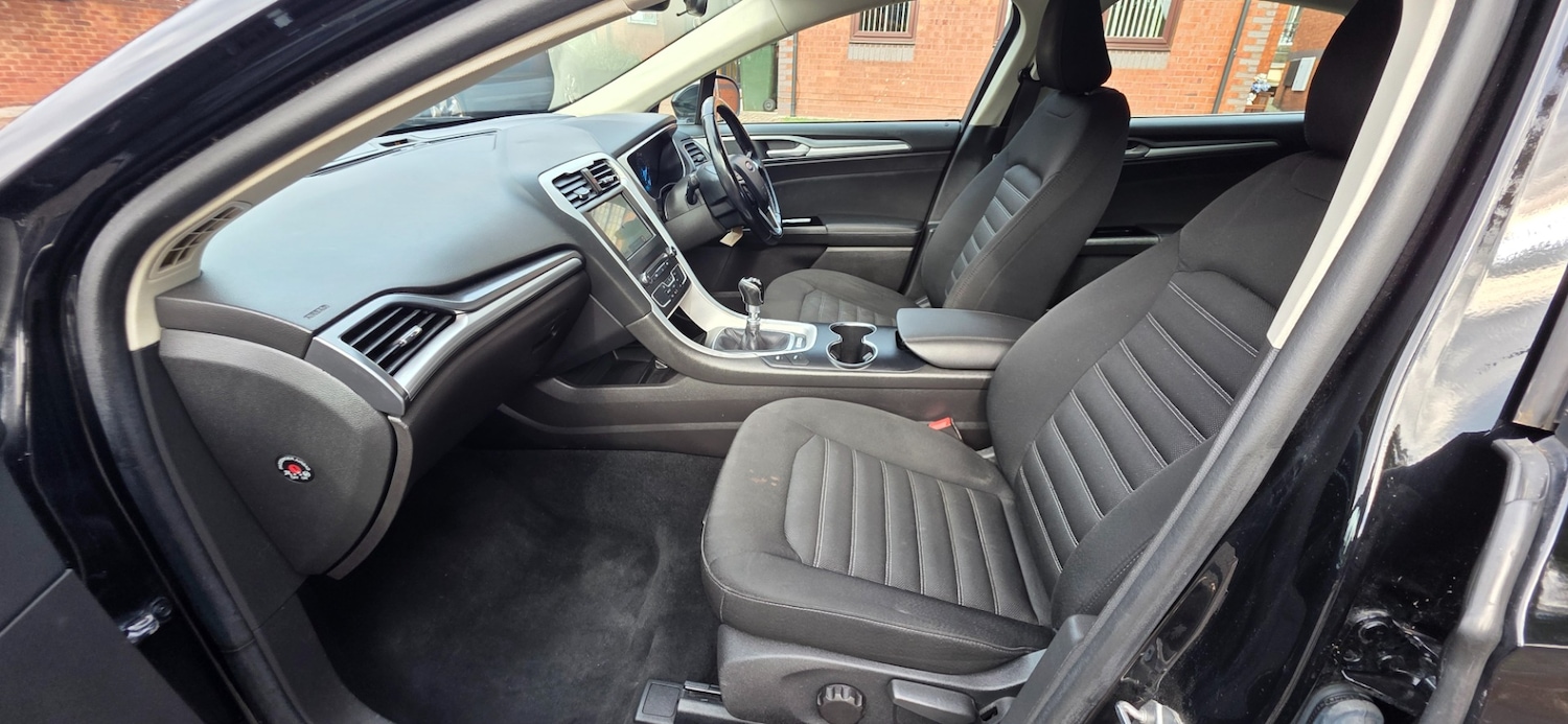 Used Ford Mondeo 2018 for sale - 76143517: Photo 18