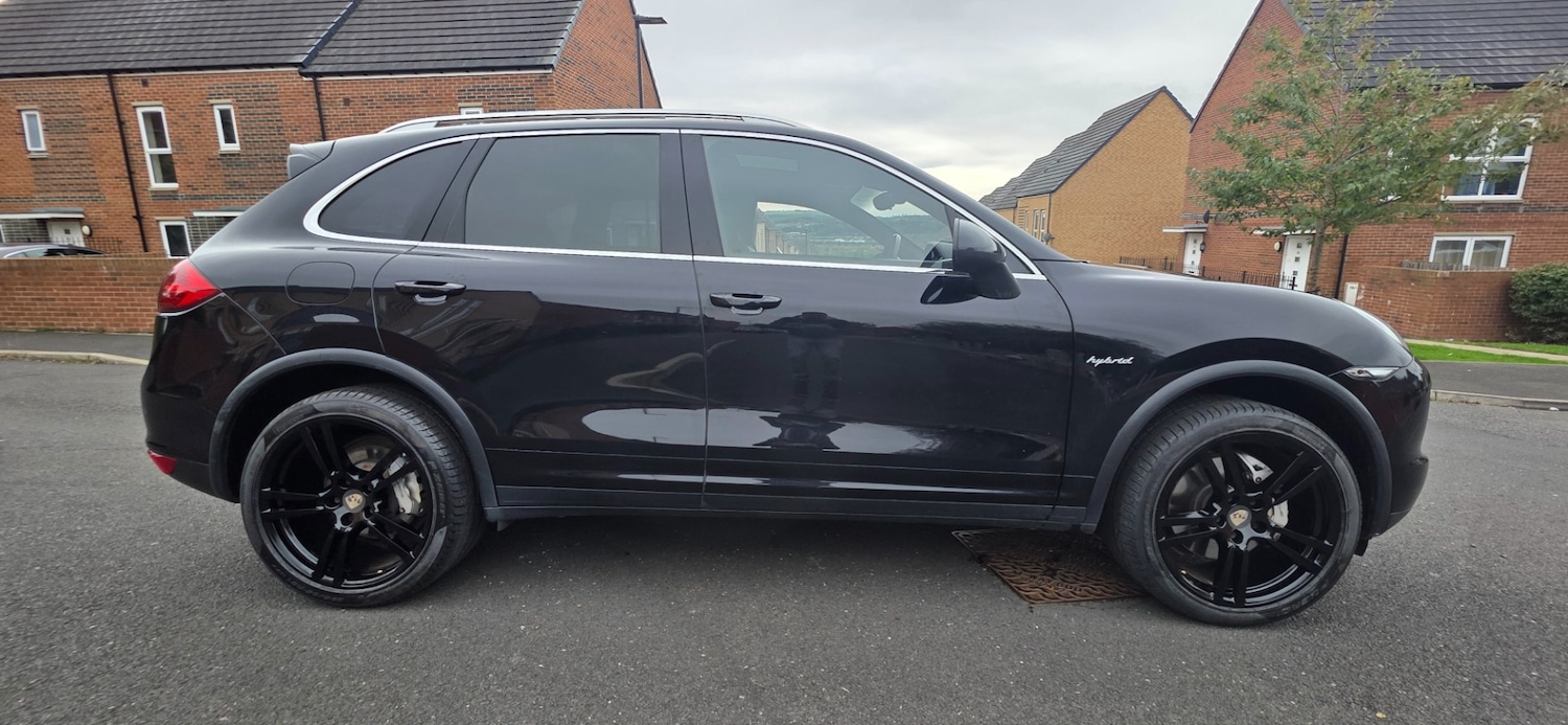 Used Porsche Cayenne 2012 for sale - 76093895: Photo 11