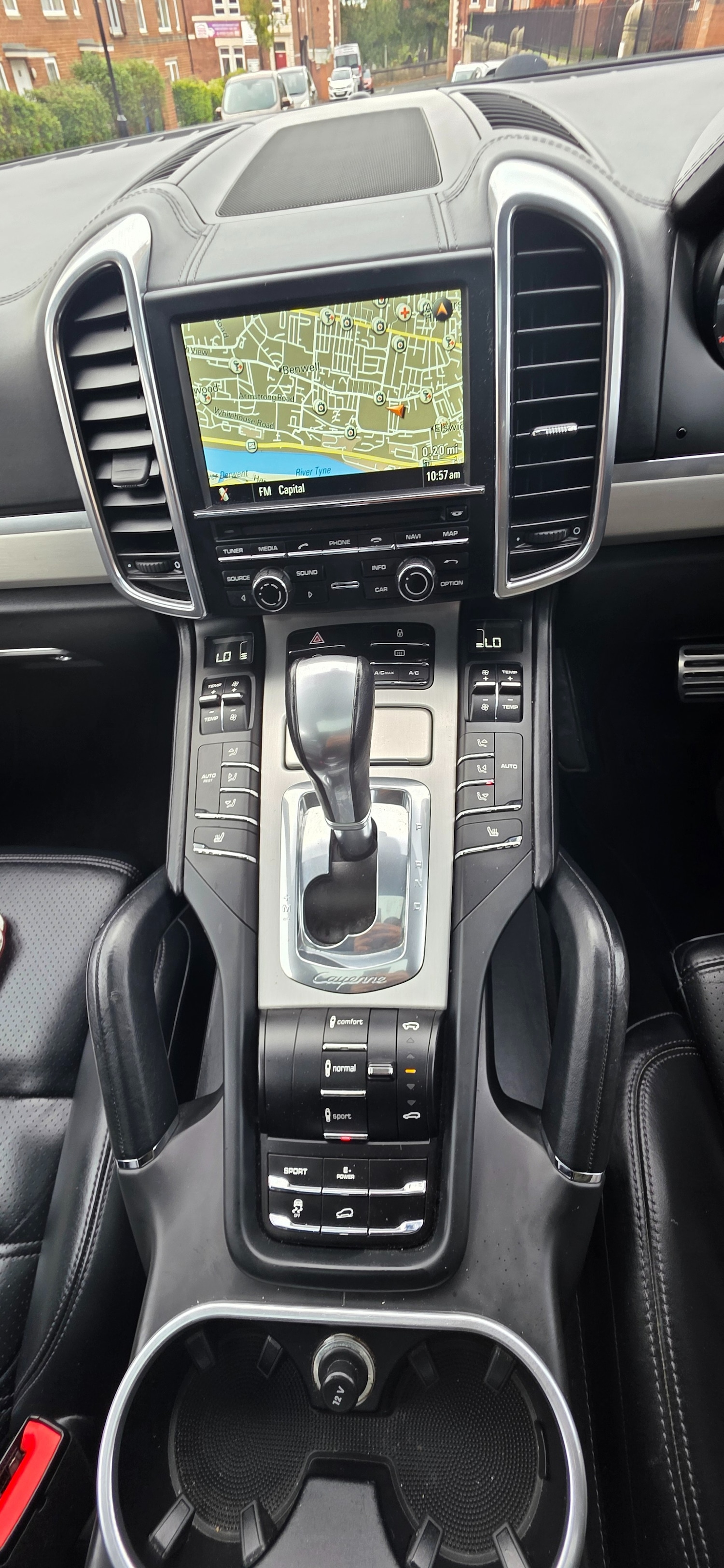 Used Porsche Cayenne 2012 for sale - 76093895: Photo 18