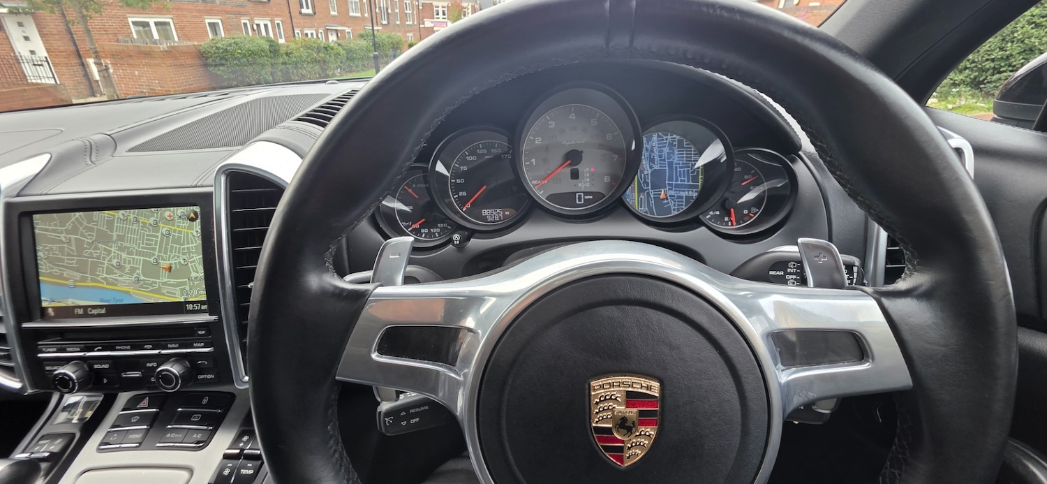 Used Porsche Cayenne 2012 for sale - 76093895: Photo 19