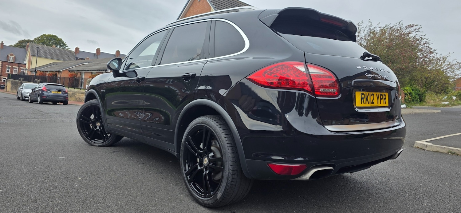 Used Porsche Cayenne 2012 for sale - 76093895: Photo 20