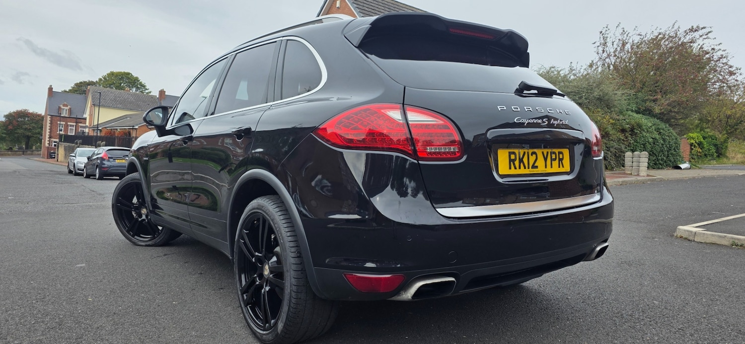 Used Porsche Cayenne 2012 for sale - 76093895: Photo 7