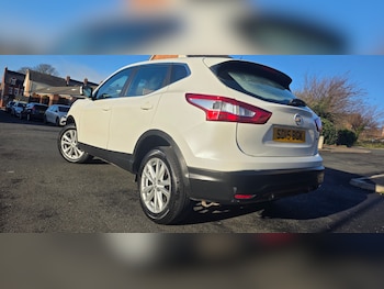 Used Nissan Qashqai 2015 for sale - 77006308: Photo