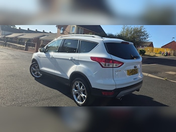 Used Ford Kuga 2015 for sale - 79372277: Photo