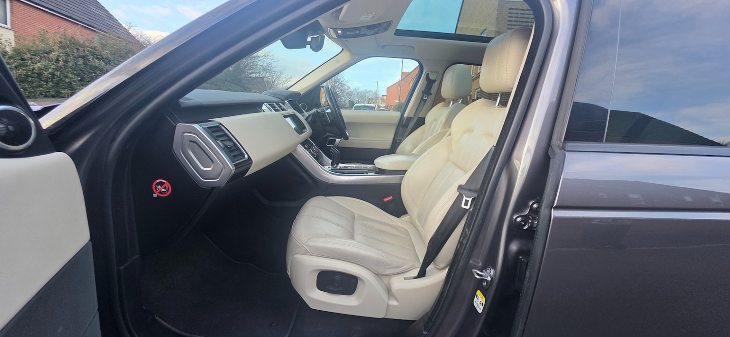 Used Land Rover Range Rover Sport 2017 for sale - 77880834: Photo 14