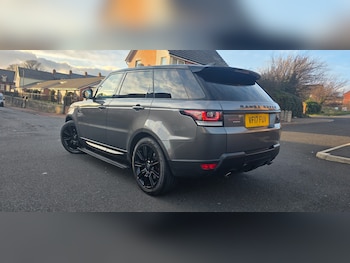 Used Land Rover Range Rover Sport 2017 for sale - 77880834: Photo