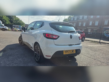 Used Renault Clio 2017 for sale - 79167174: Photo