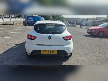 Used Renault Clio 2017 for sale - 79167174: Photo