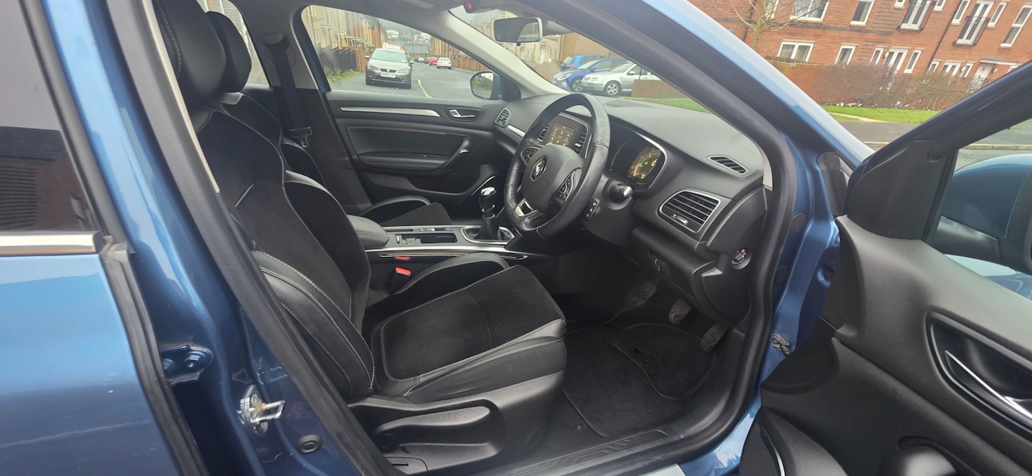 Used Renault Megane 2017 for sale - 77478266: Photo 10