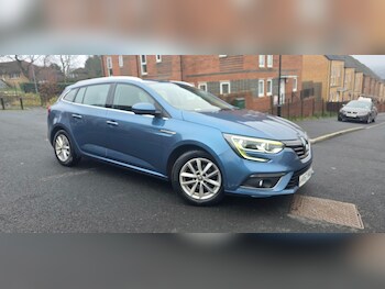 Used Renault Megane 2017 for sale - 77478266: Photo