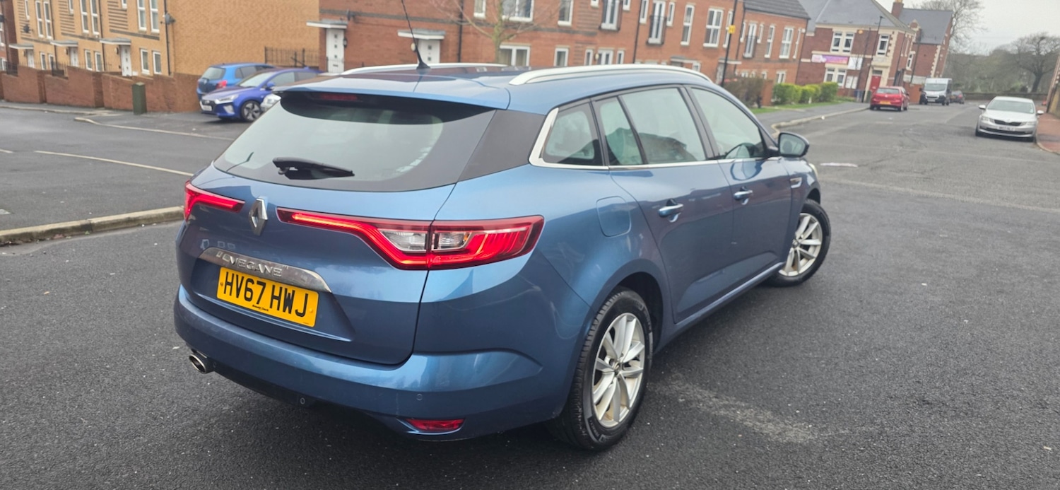 Used Renault Megane 2017 for sale - 77478266: Photo 4