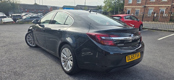 Used Vauxhall Insignia 2015 for sale - 76177649: Photo 1