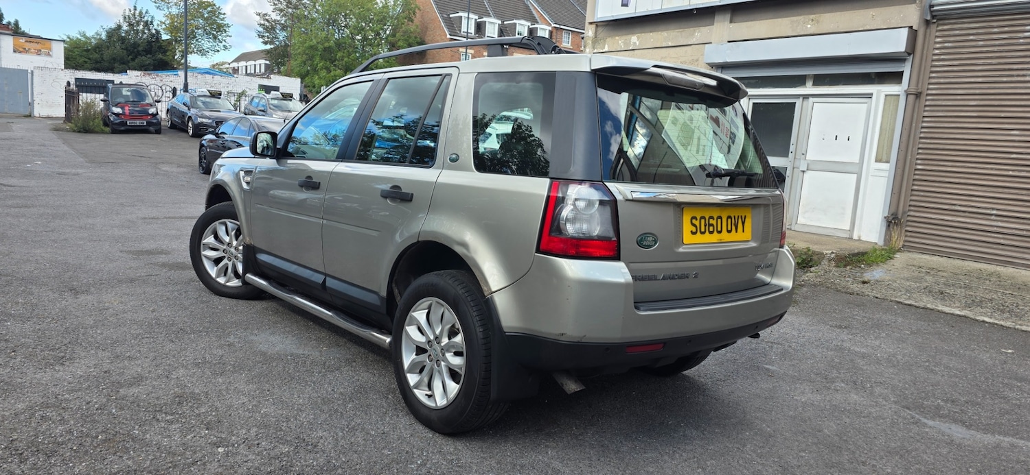 Used Land Rover Freelander 2010 for sale - 76041487: Photo 2