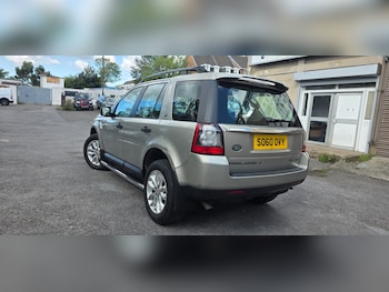 Used Land Rover Freelander 2010 for sale - 76041487: Photo