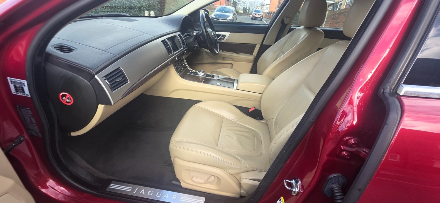 Used Jaguar XF 2013 for sale - 77573169: Photo 14