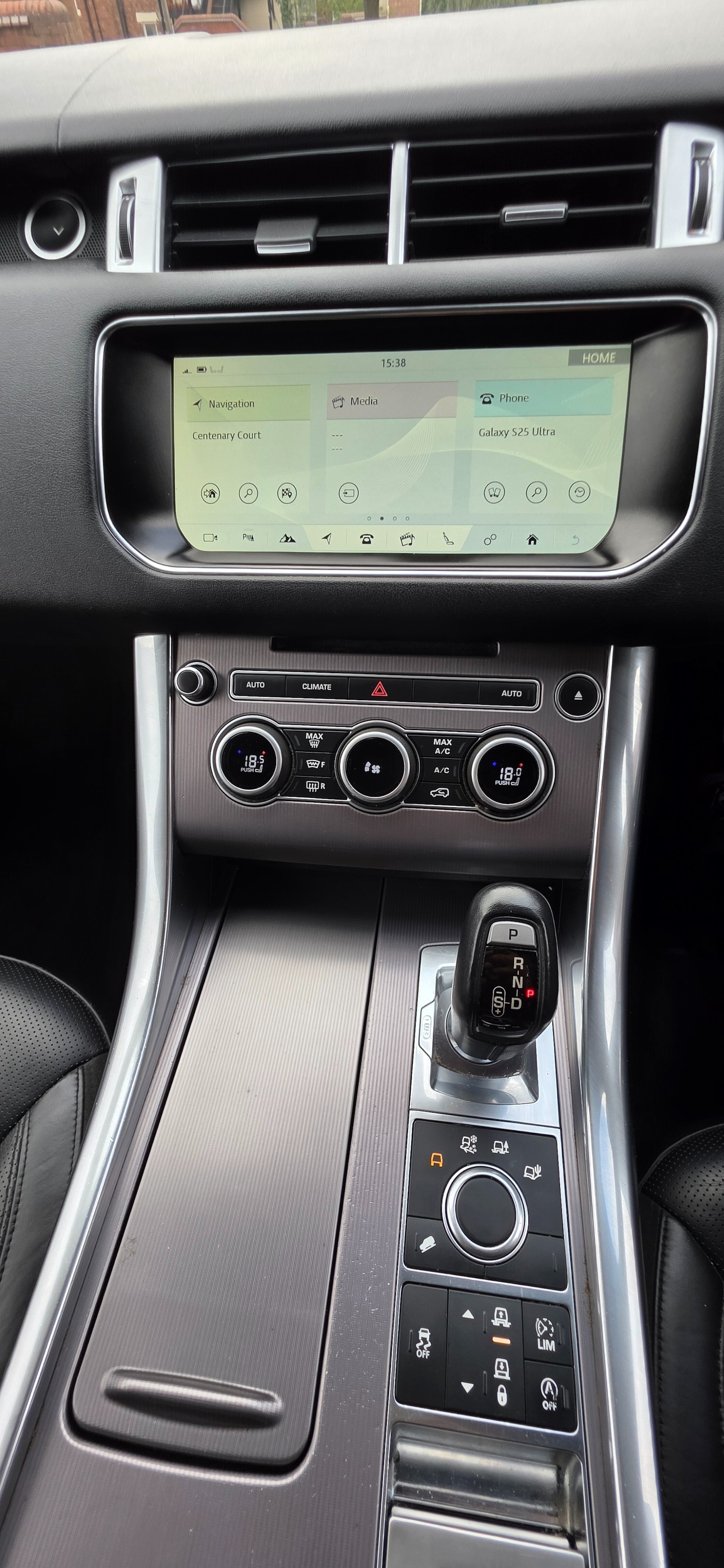 Used Land Rover Range Rover Sport 2017 for sale - 76093898: Photo 17