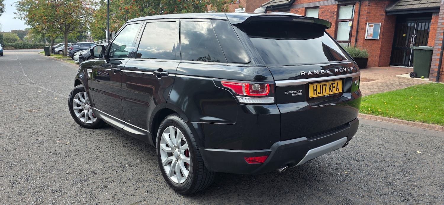 Used Land Rover Range Rover Sport 2017 for sale - 76093898: Photo 2