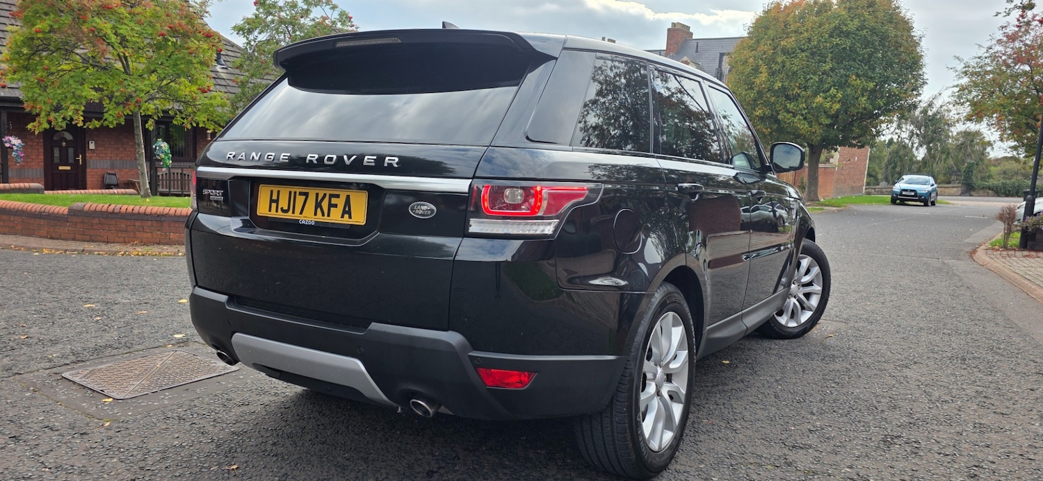 Used Land Rover Range Rover Sport 2017 for sale - 76093898: Photo 3