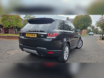 Used Land Rover Range Rover Sport 2017 for sale - 76093898: Photo 3