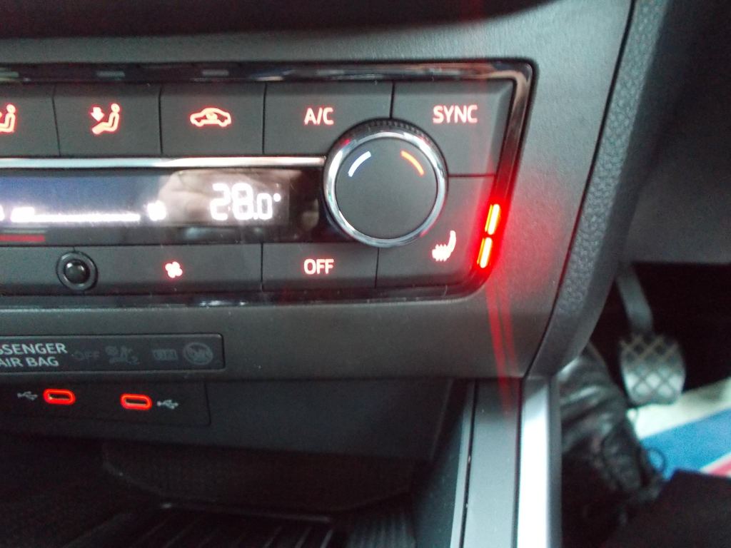 Used SEAT Arona 2021 for sale - 77318241: Photo 24