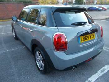 Used MINI Hatch 2019 for sale - 75030430: Photo