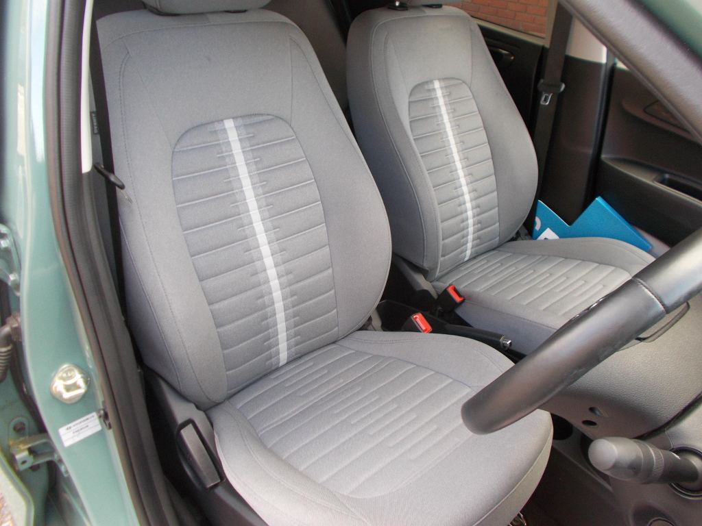 Used Hyundai i10 for sale - 77162480: Photo 11