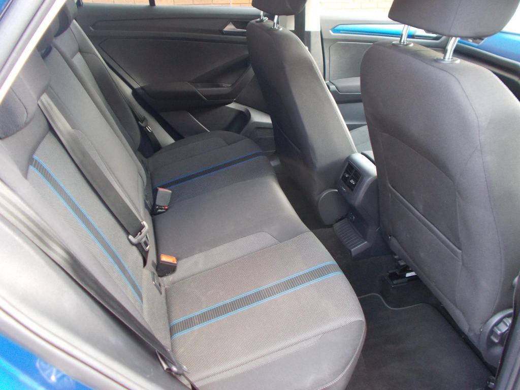 Used Volkswagen T-Roc 2019 for sale - 76041638: Photo 14