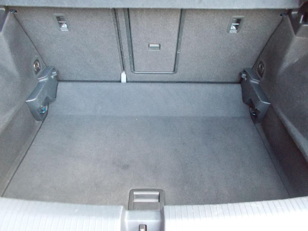 Used Volkswagen T-Roc 2019 for sale - 76041638: Photo 15