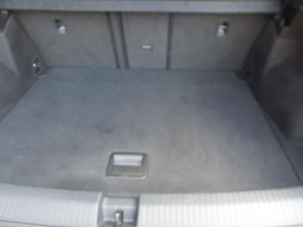 Used Volkswagen T-Roc 2019 for sale - 76041638: Photo 16