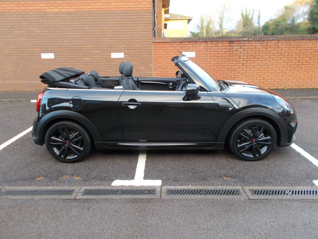 Used MINI Convertible 2023 for sale - 77201750: Photo 10