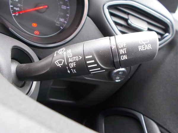 Used Vauxhall Crossland 2024 for sale - 75161403: Photo 23