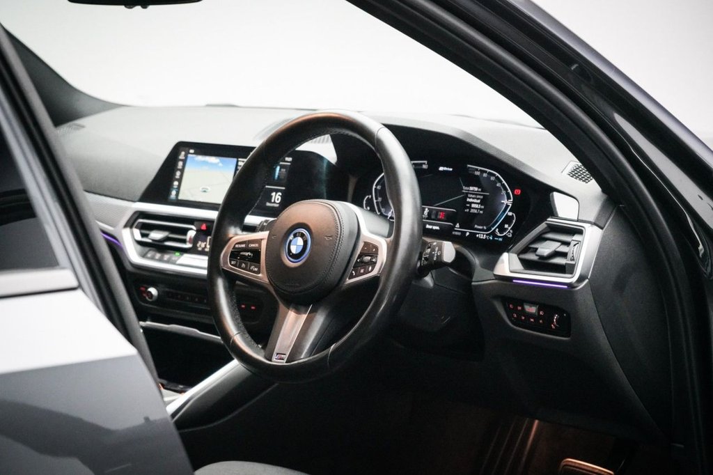 Used BMW 3 Series 2022 for sale - 76966259: Photo 31