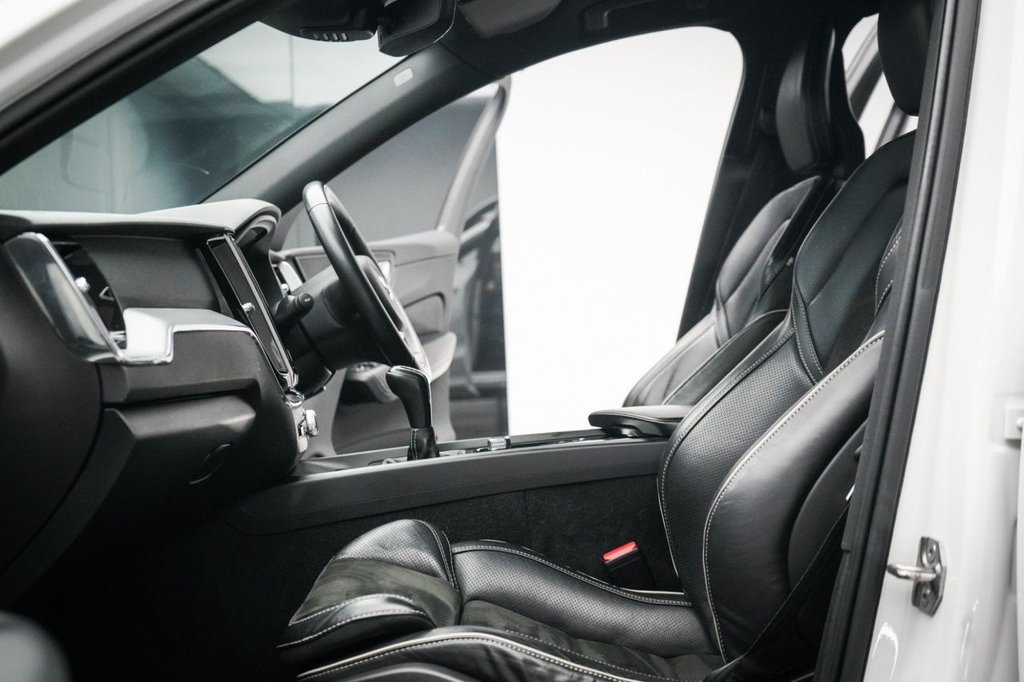 Used Volvo XC60 2018 for sale - 77188257: Photo 32