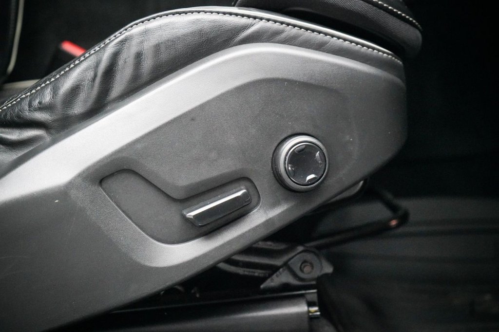 Used Volvo XC60 2018 for sale - 77188257: Photo 39