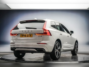 Used Volvo XC60 2018 for sale - 77188257: Photo