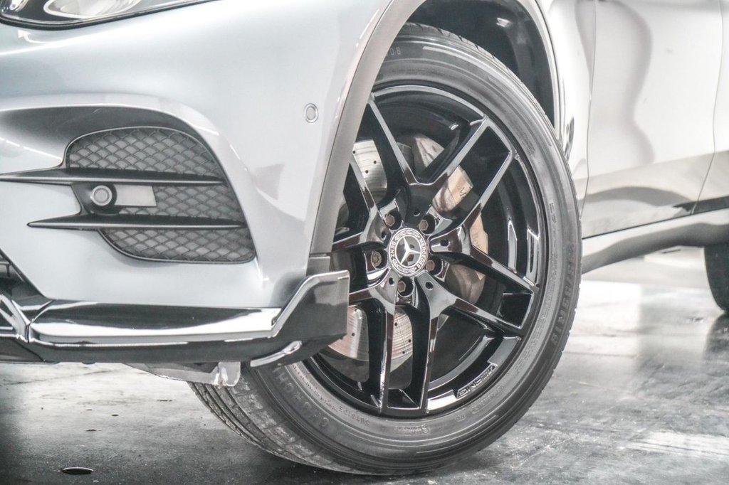 Used Mercedes-Benz GLC 2018 for sale - 76966183: Photo 2