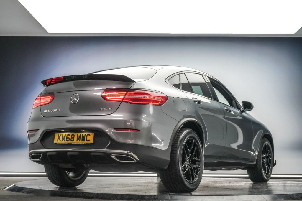 Used Mercedes-Benz GLC 2018 for sale - 76966183: Photo 3