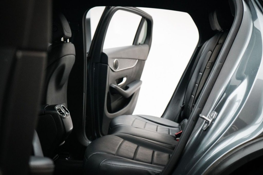 Used Mercedes-Benz GLC 2018 for sale - 76966183: Photo 34