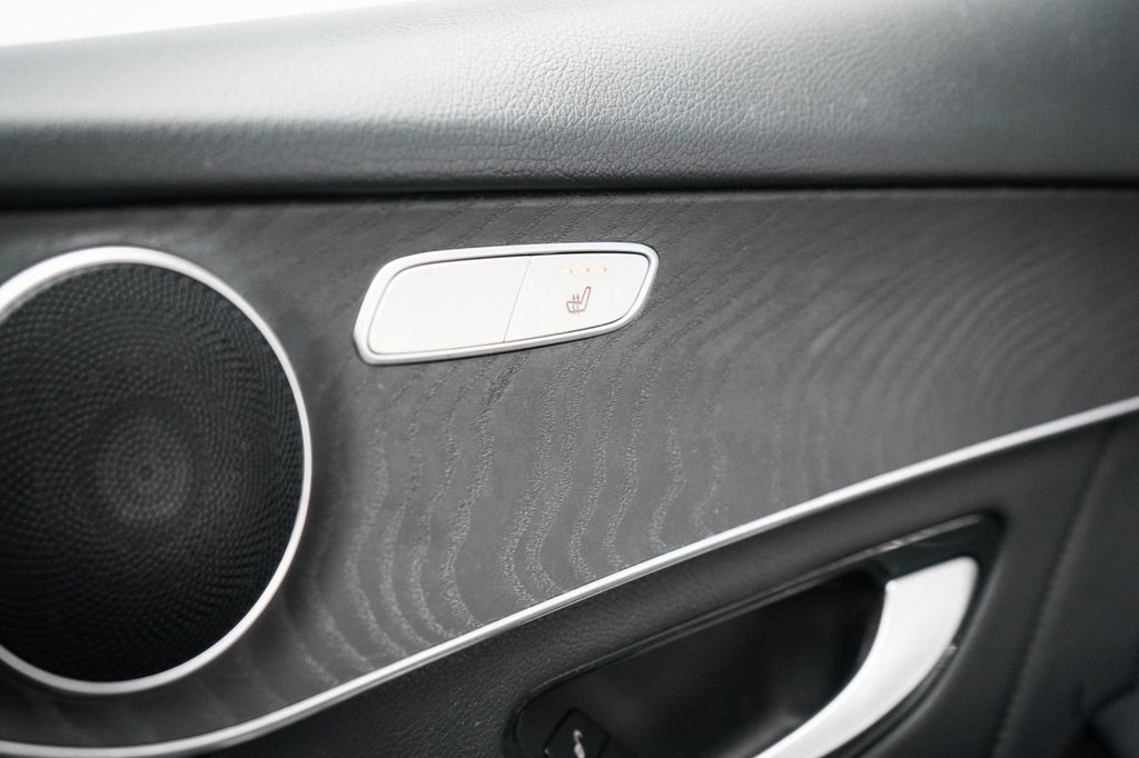 Used Mercedes-Benz GLC 2018 for sale - 76966183: Photo 35