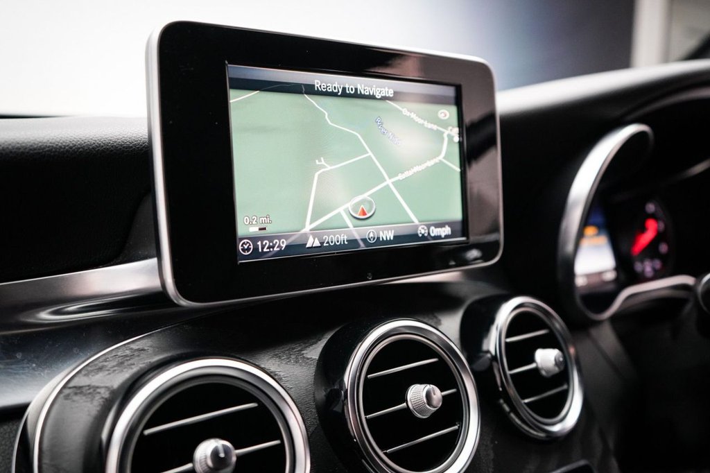 Used Mercedes-Benz GLC 2018 for sale - 76966183: Photo 38