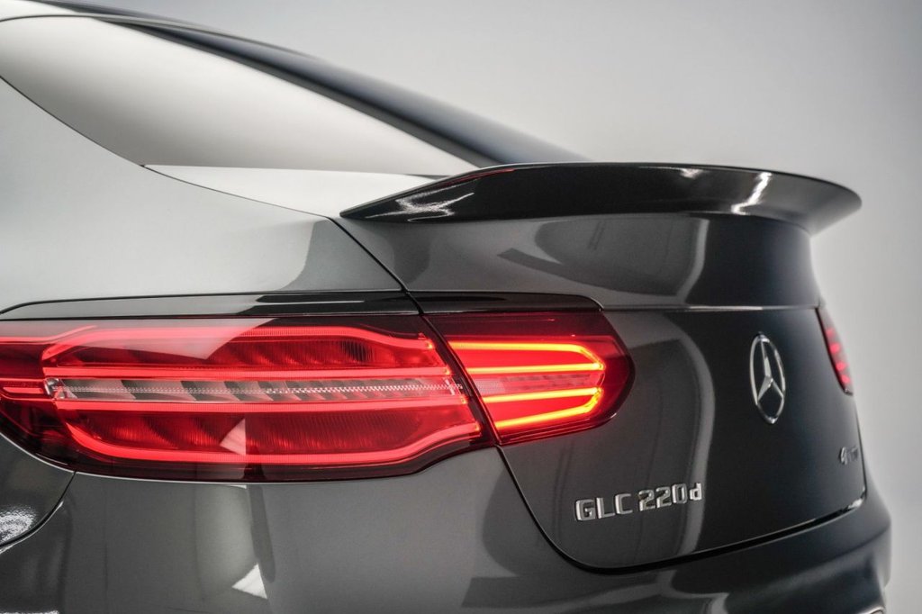 Used Mercedes-Benz GLC 2018 for sale - 76966183: Photo 4