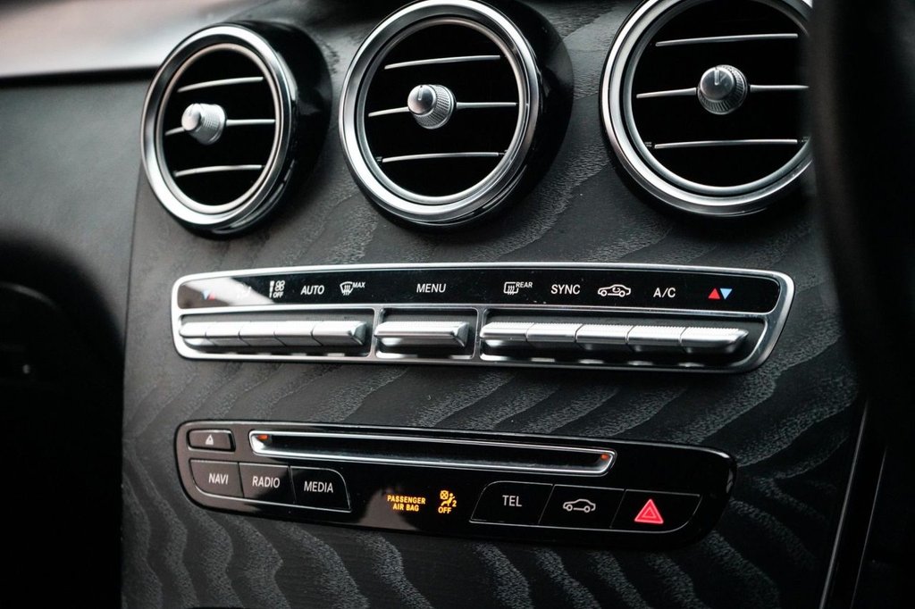 Used Mercedes-Benz GLC 2018 for sale - 76966183: Photo 43