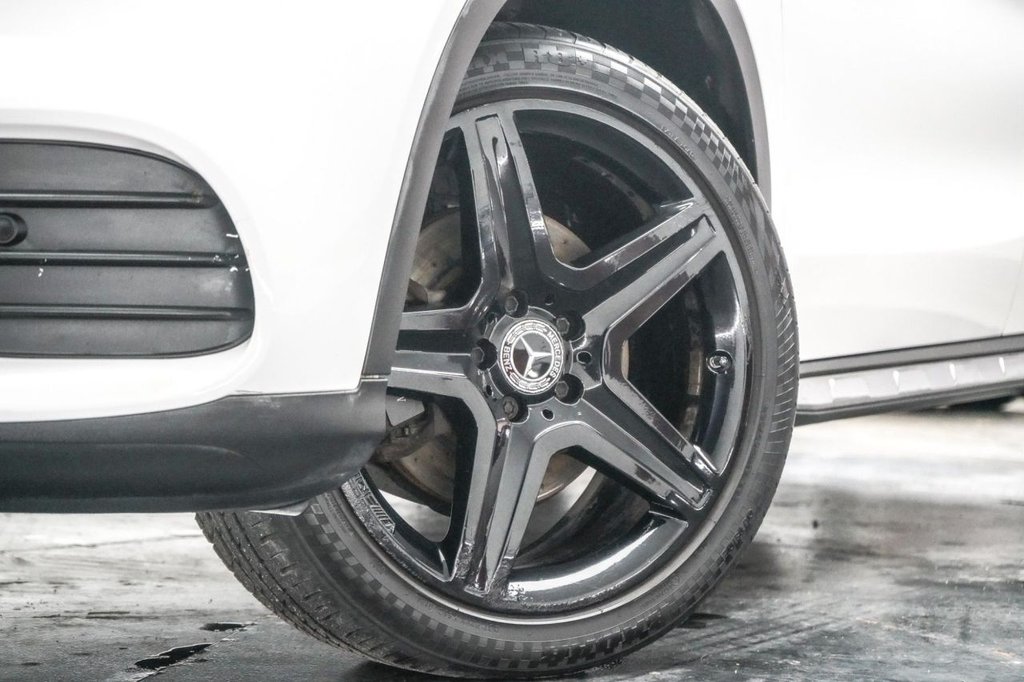 Used Mercedes-Benz GLA 2018 for sale - 77647976: Photo 2